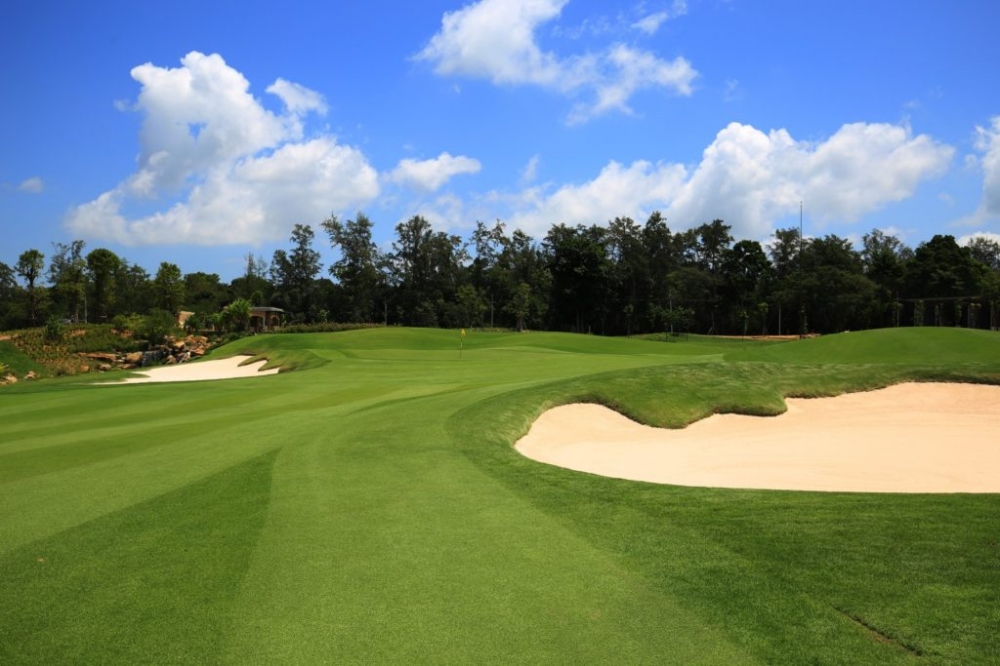 홀리데이 인  파타야 골프팩