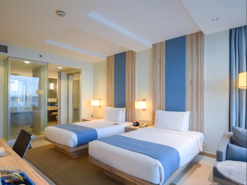 홀리데이 인 파타야 리조트