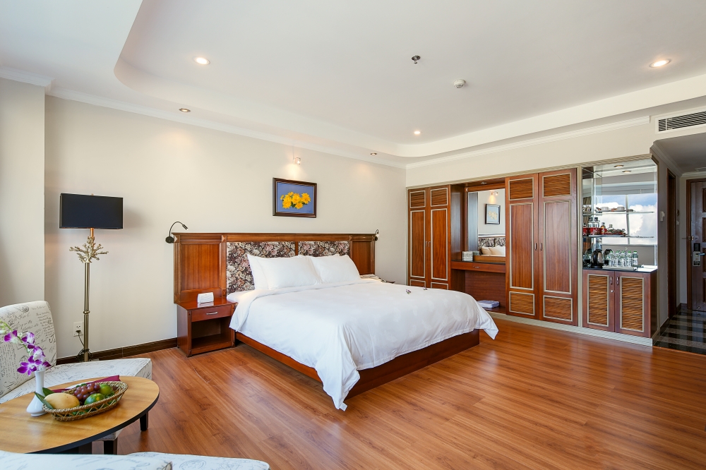 므엉탄 럭셔리 송한