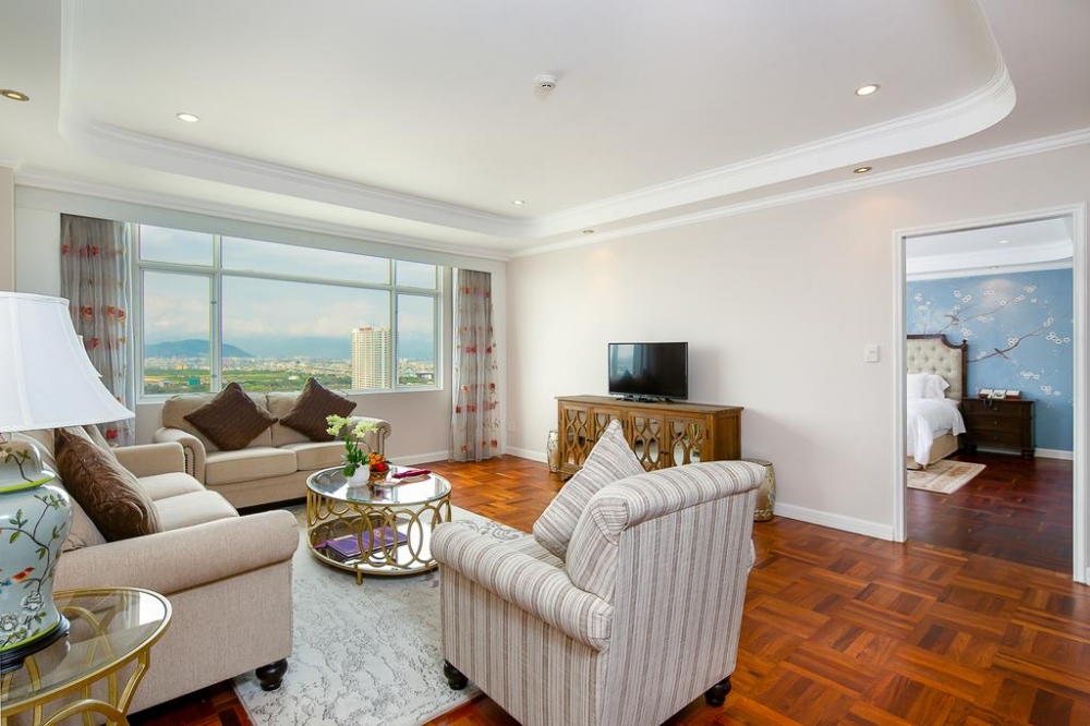 므엉탄 럭셔리 송한