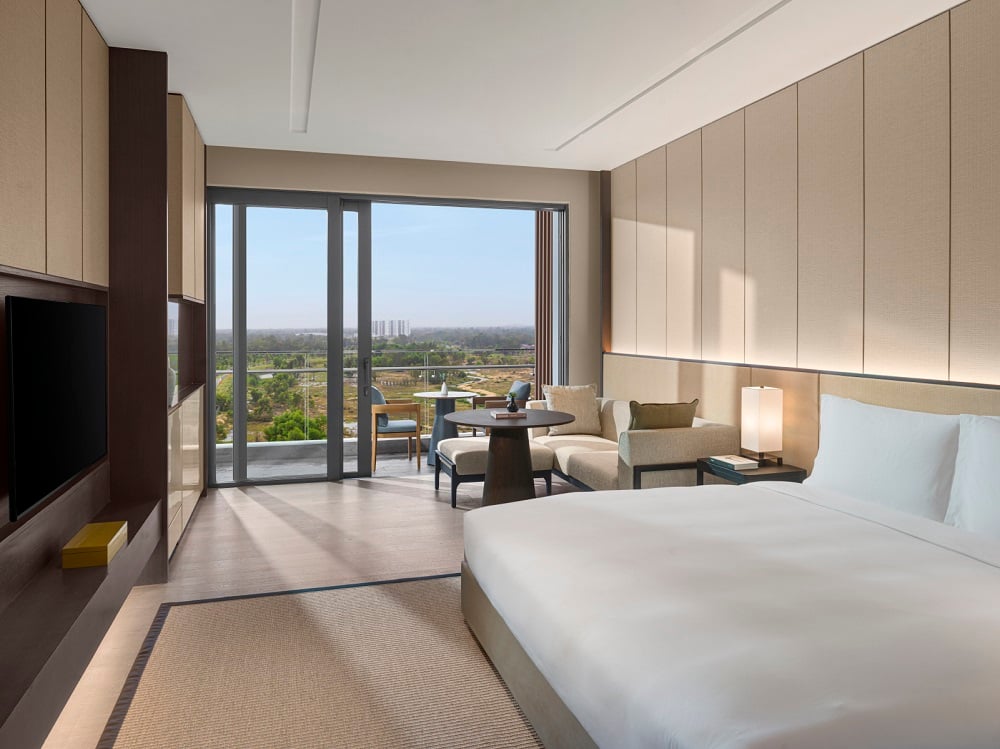 뉴월드 호이아나 호텔