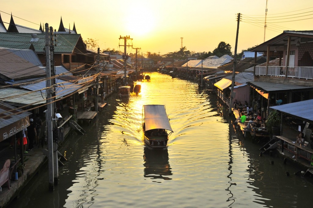 암파와 반딧불 수산시장 반일투어