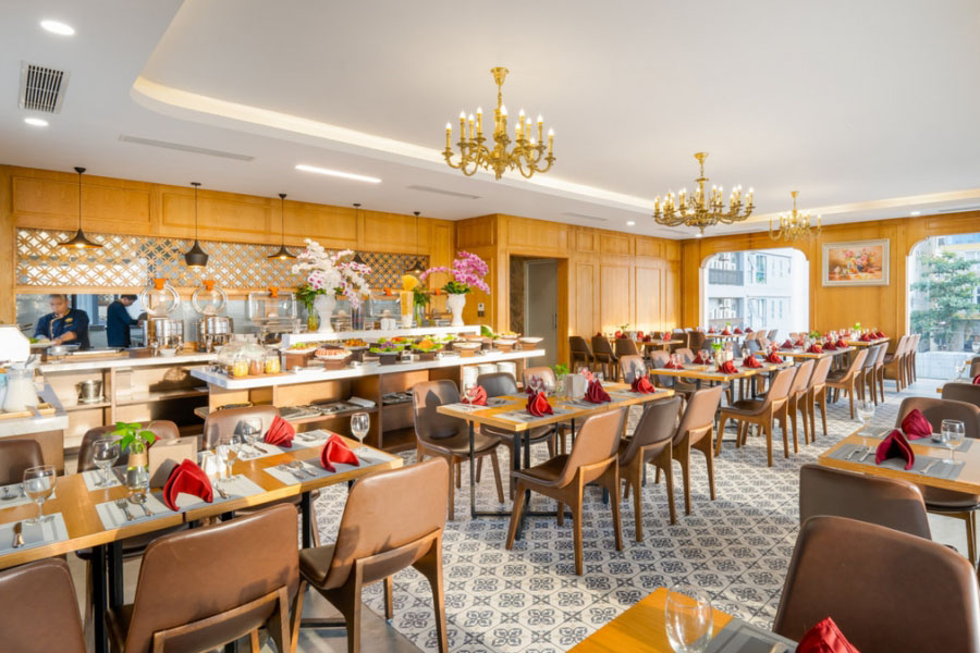 골든 로터스 호텔 다낭