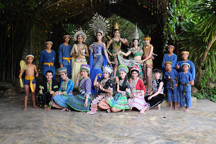 파타야 코끼리 빌리지 앤 몽창 카페